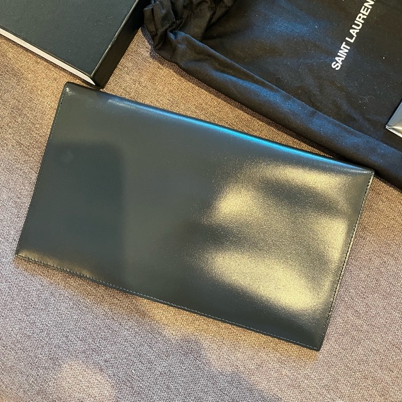 YSL Dark Smog Pouch